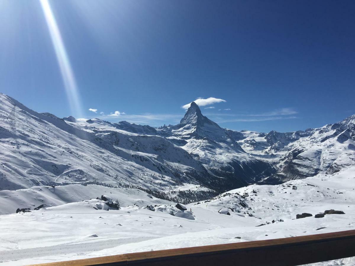 Haus Colmar Apartment Zermatt Bagian luar foto