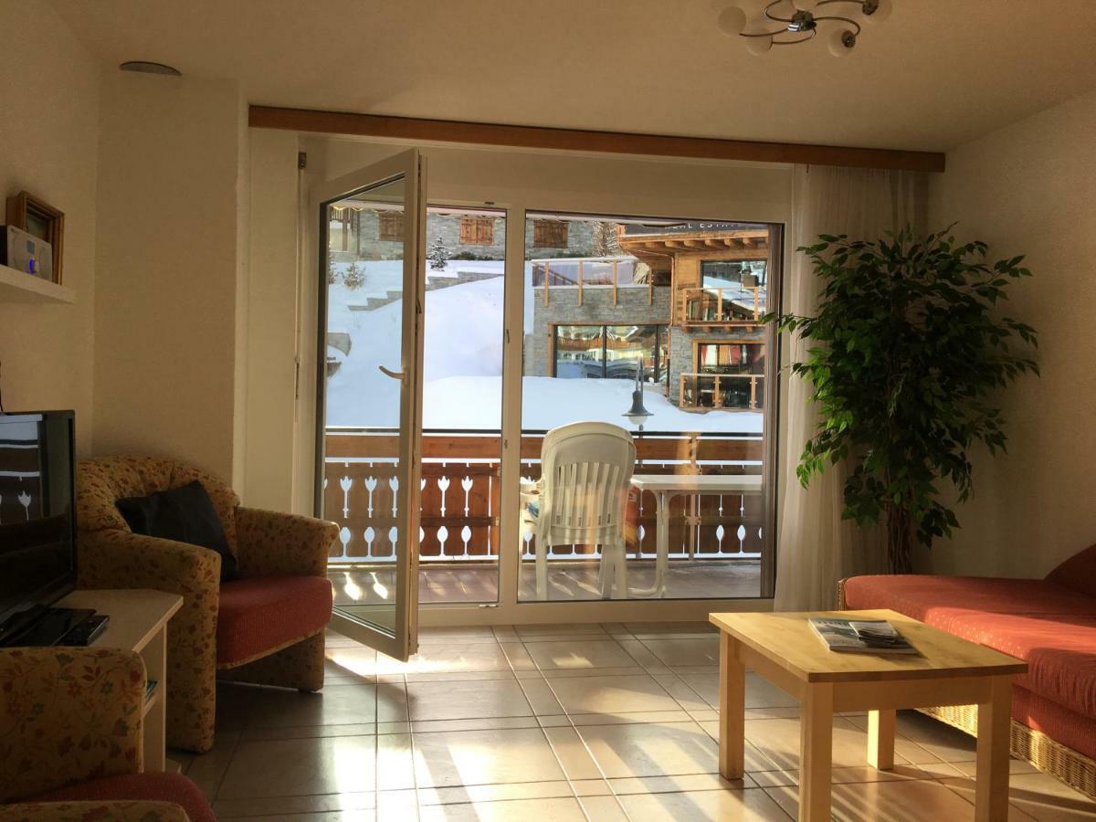 Haus Colmar Apartment Zermatt Bagian luar foto