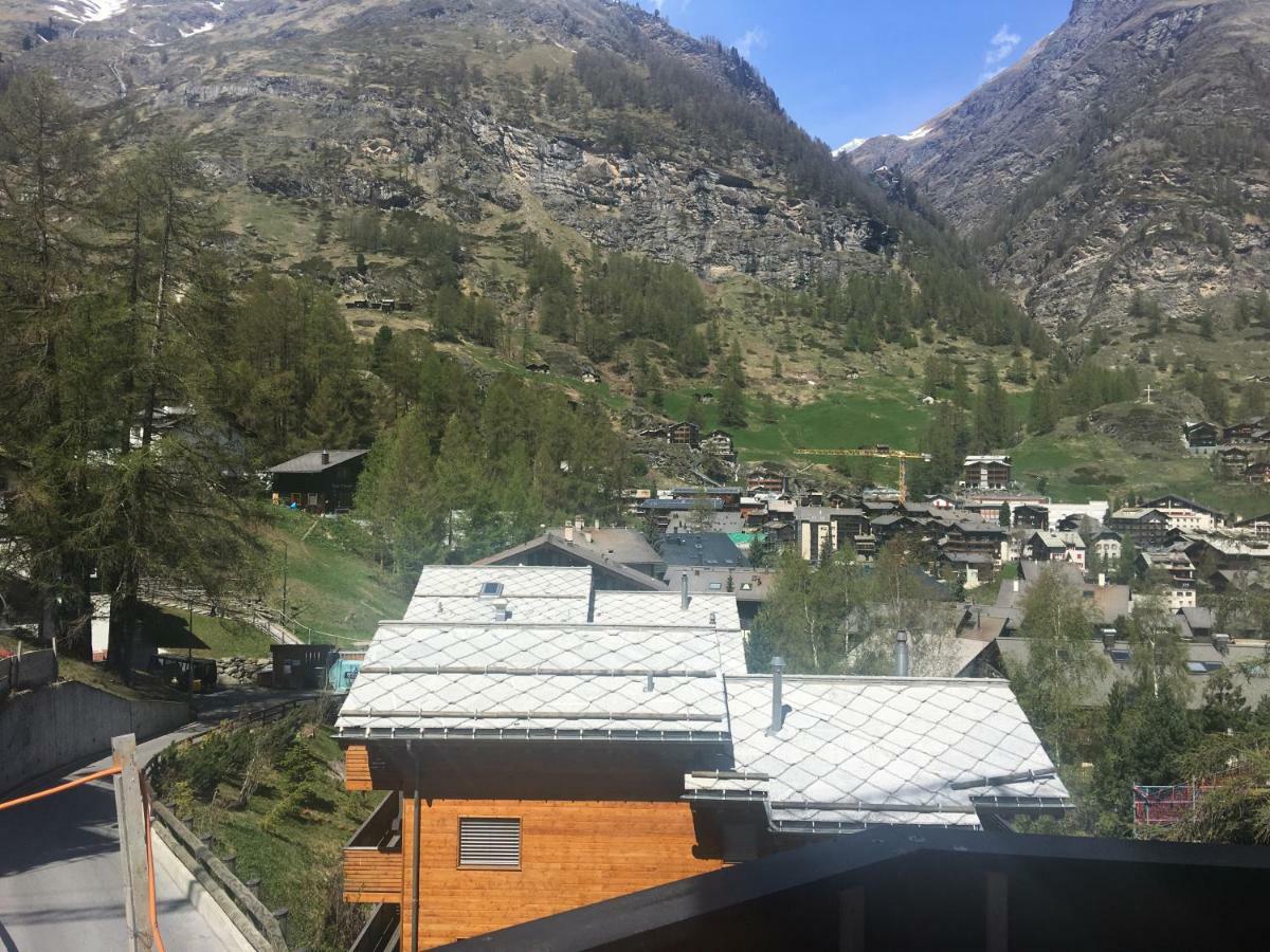 Haus Colmar Apartment Zermatt Bagian luar foto