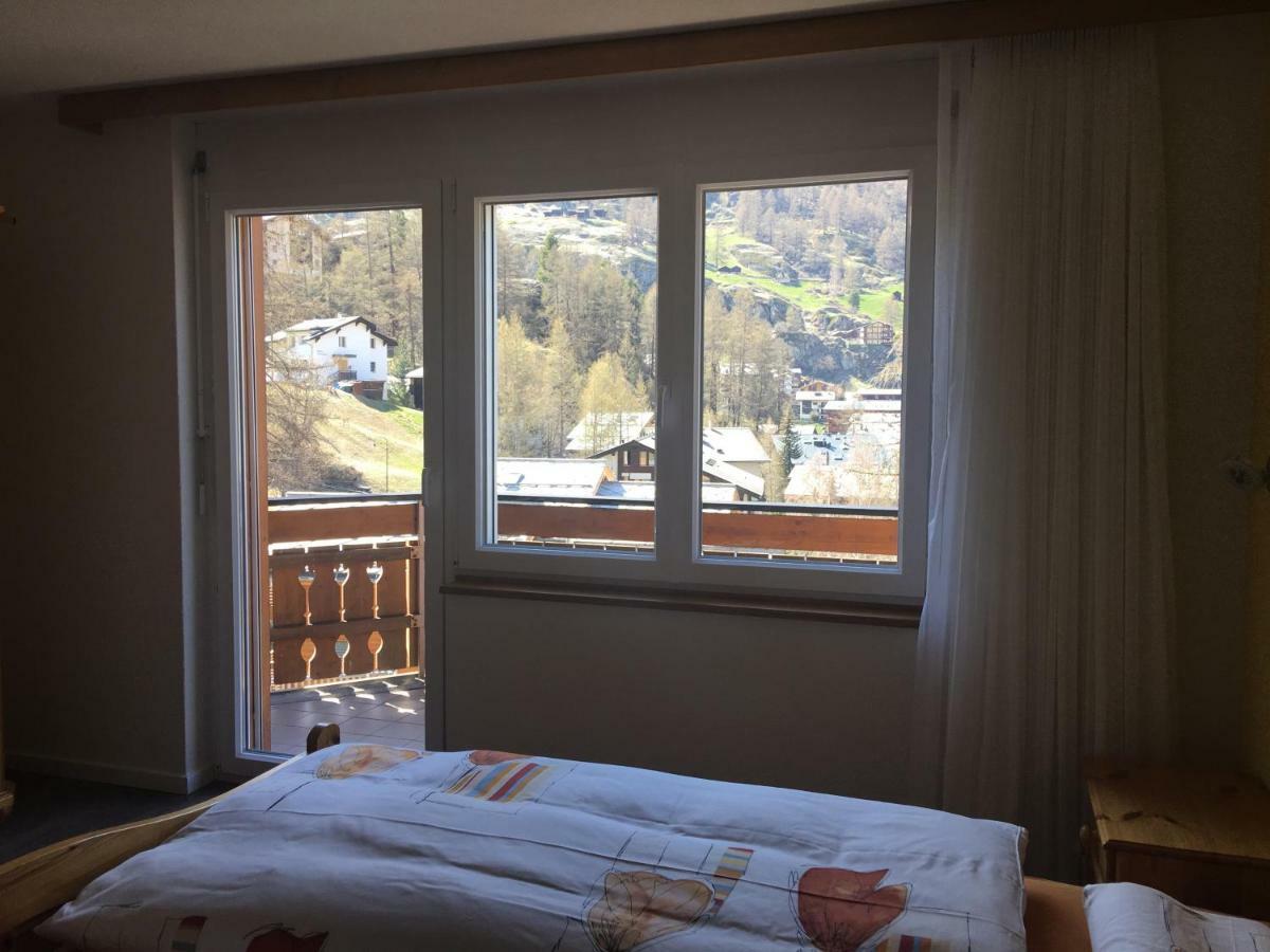 Haus Colmar Apartment Zermatt Bagian luar foto